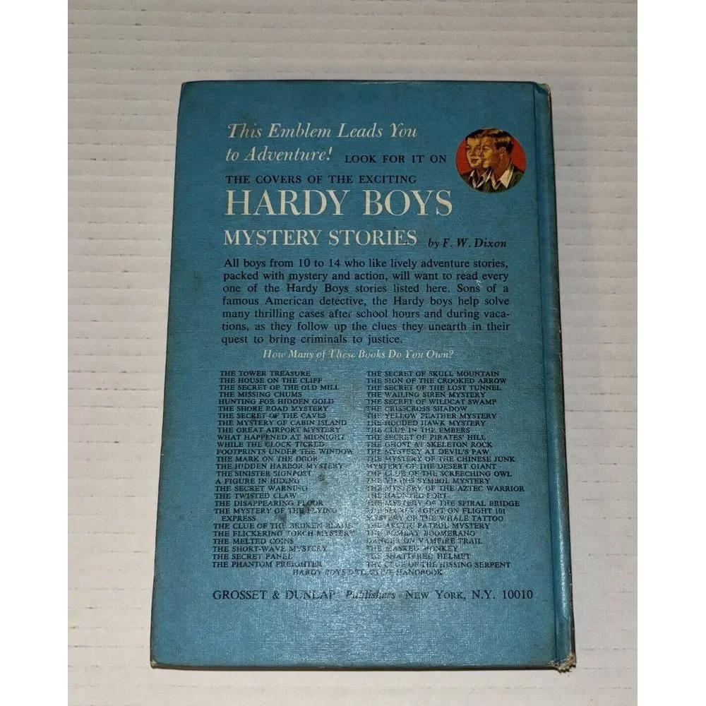 THE HARDY BOYS DETECTIVE‎ HANDBOOK, Revised Edition 1990